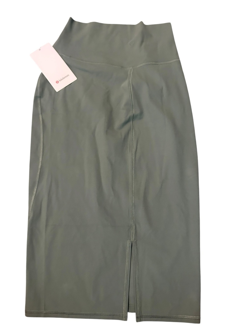 Lululemon Nulu slim fit HR skirt size 6 NWT